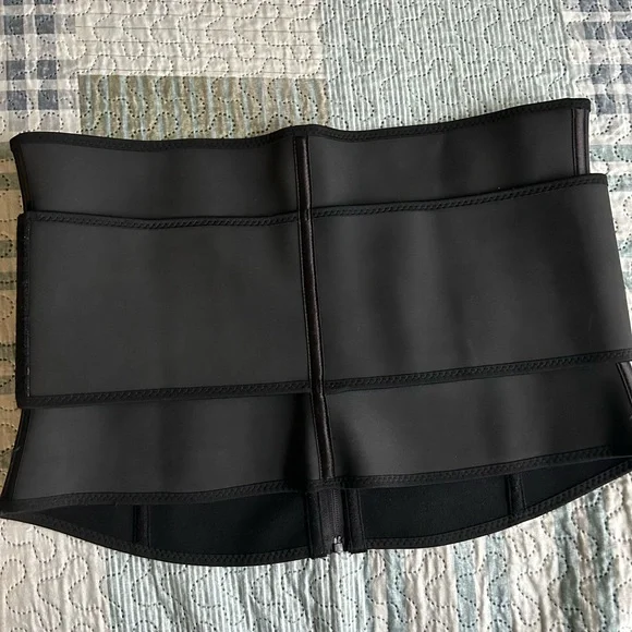 J Sculpt Black Waist Trainer - Picture 2 of 4